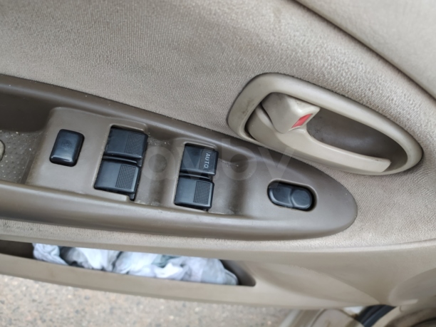 Mazda MPV II, 2001 г.