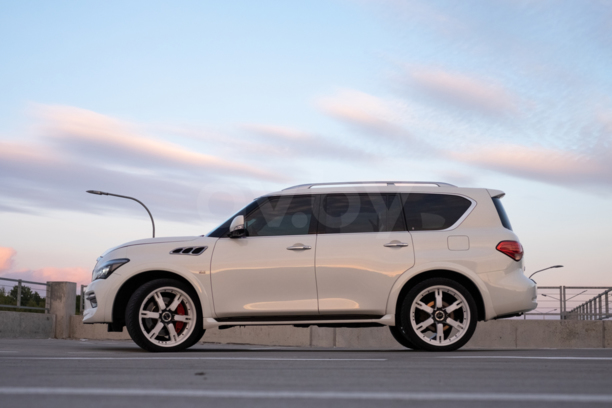 Infiniti QX80 Z62, 7 мест, 2013 г.