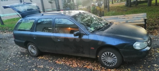 Ford Mondeo II, 1998 г.