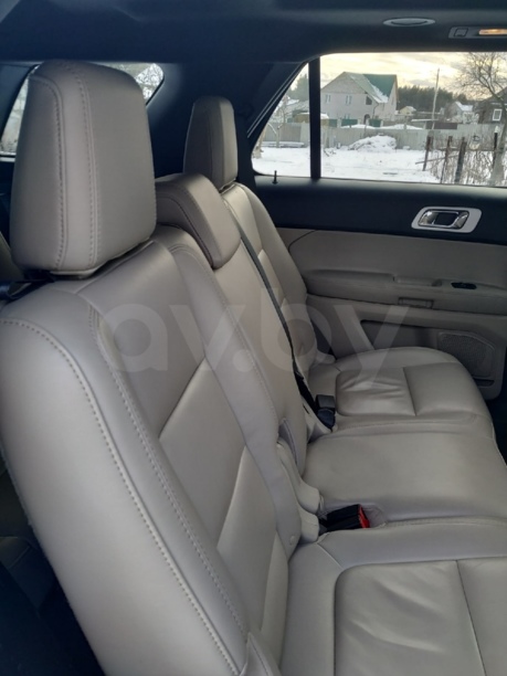 Ford Explorer V, 7 мест, 2012 г.