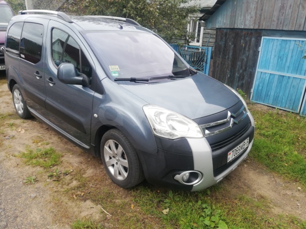 Citroen Berlingo II, 5 мест, 2009 г.