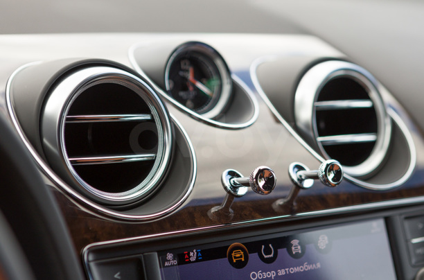 Bentley Bentayga, 2020 г.