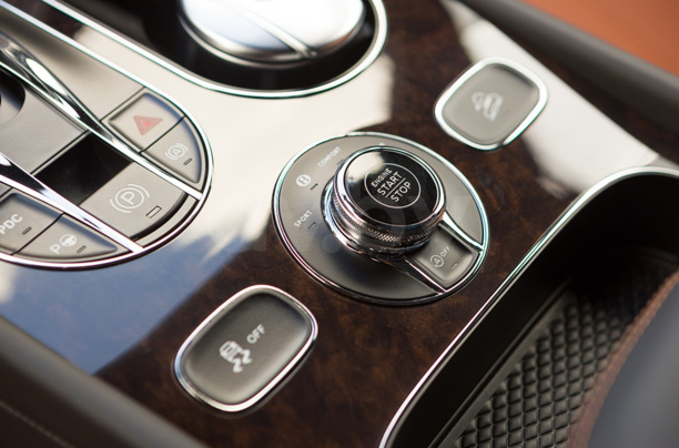 Bentley Bentayga, 2020 г.