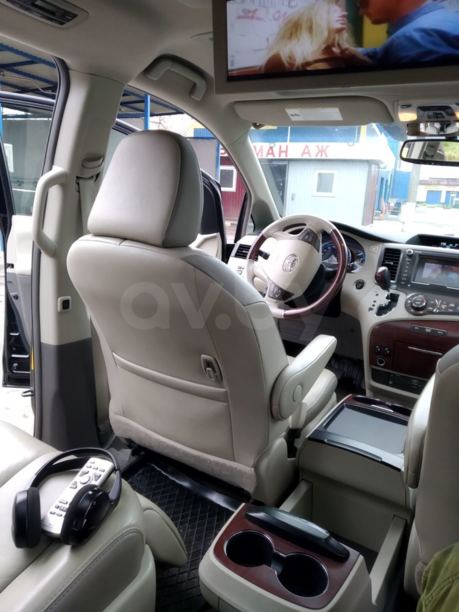 Toyota Sienna III (XL30), 2010 г.