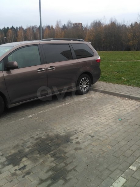 Toyota Sienna III (XL30), 7 мест, 2018 г.