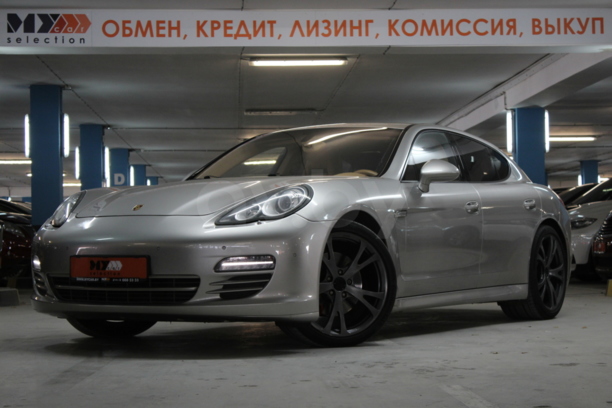Porsche Panamera 970, 2010 г.