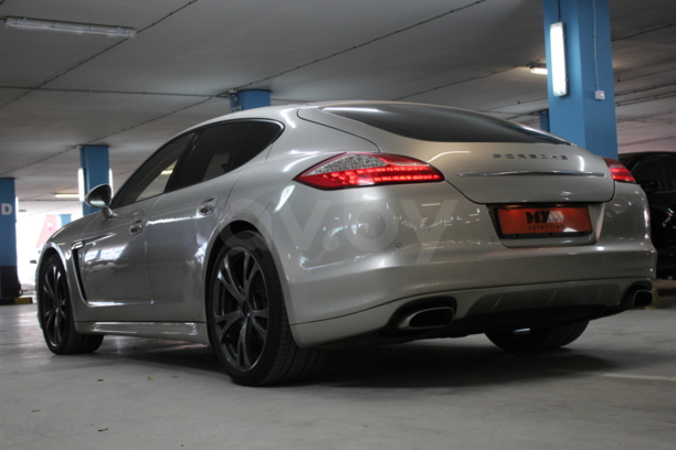 Porsche Panamera 970, 2010 г.