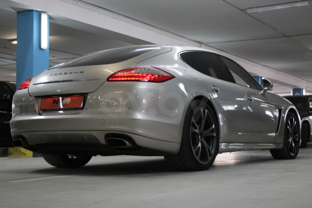 Porsche Panamera 970, 2010 г.