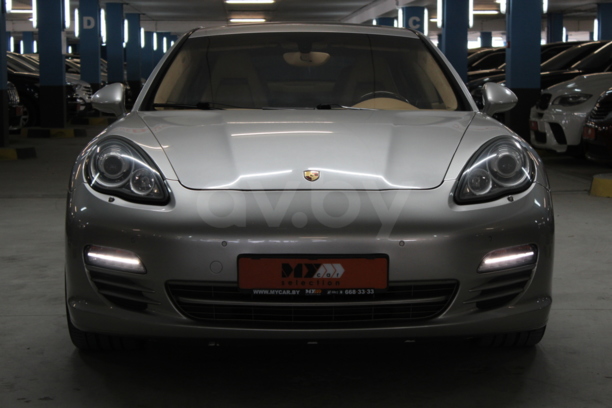 Porsche Panamera 970, 2010 г.