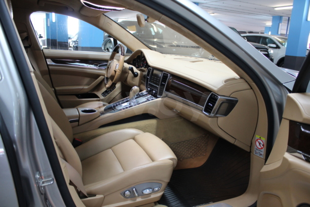 Porsche Panamera 970, 2010 г.