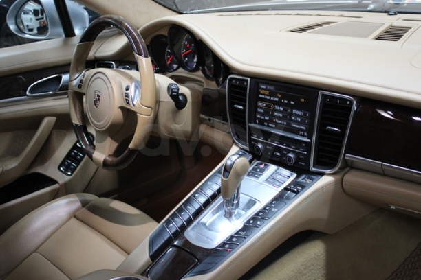 Porsche Panamera 970, 2010 г.