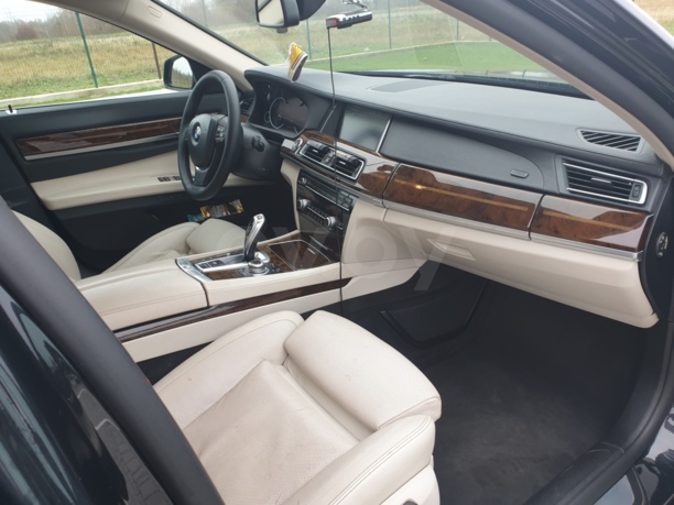 BMW 7 серия F01, F04, 2012 г.