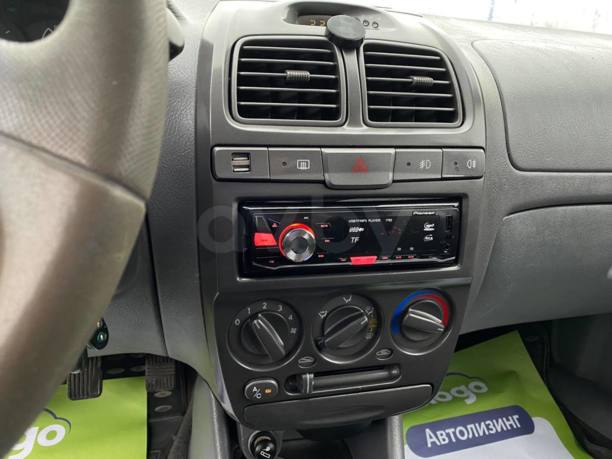 Hyundai Accent LC, 2000 г.