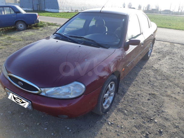 Ford Mondeo II, 1998 г.