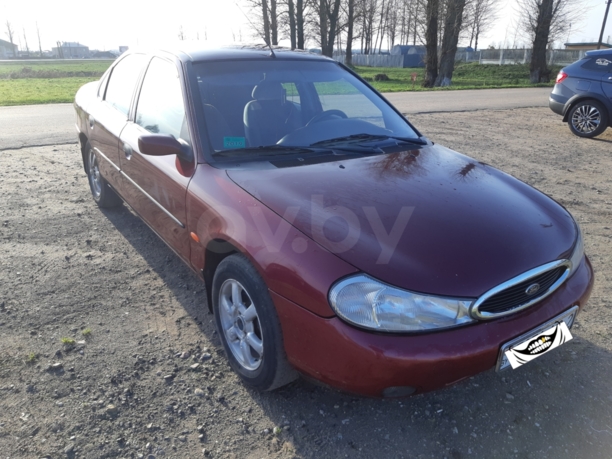 Ford Mondeo II, 1998 г.