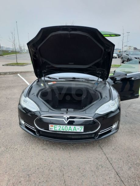 Tesla Model S I, 2014 г.