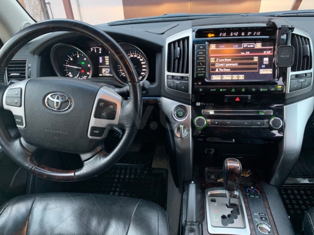 Toyota Land Cruiser J200 · Рестайлинг, 2012 г.