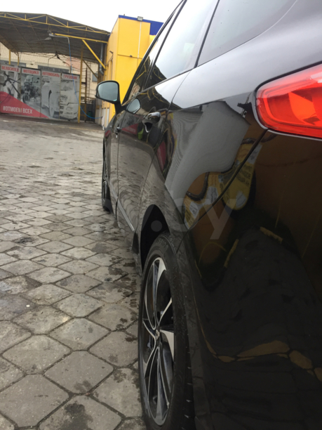 Renault Grand Scenic III · 2-й рестайлинг, 7 мест, 2015 г.