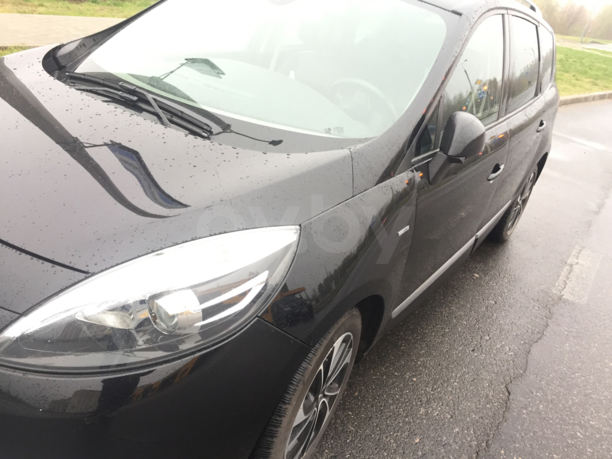 Renault Grand Scenic III · 2-й рестайлинг, 7 мест, 2015 г.