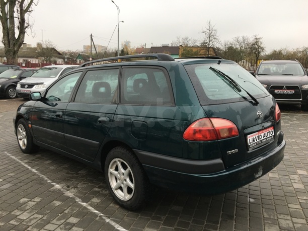 Toyota Avensis I (T220) · Рестайлинг, 2001 г.