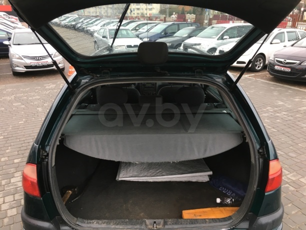 Toyota Avensis I (T220) · Рестайлинг, 2001 г.