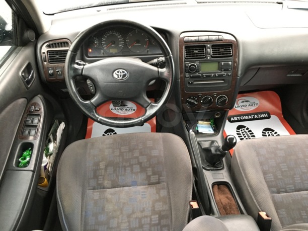 Toyota Avensis I (T220) · Рестайлинг, 2001 г.