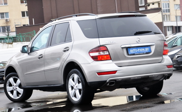 Mercedes-Benz M-Класс W164 · Рестайлинг, 5 мест, 2009 г.