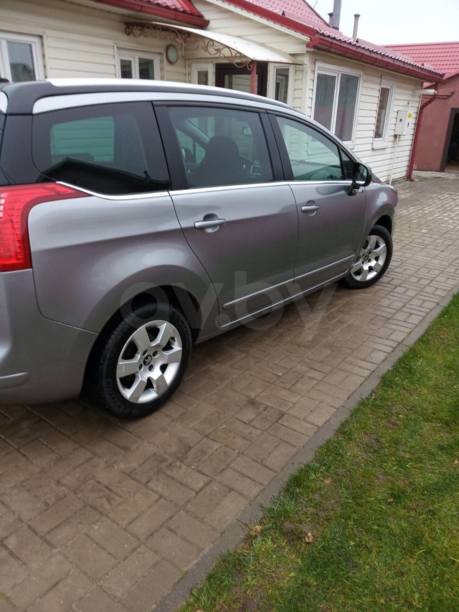 Peugeot 5008 I · Рестайлинг, 7 мест, 2016 г.