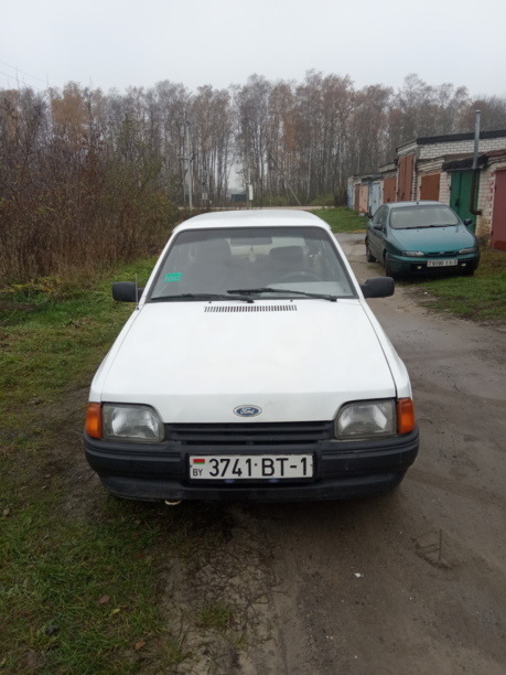 Ford Escort IV, 1988 г.