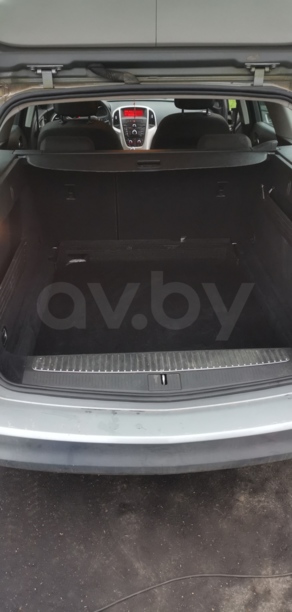 Opel Astra J, 2011 г.