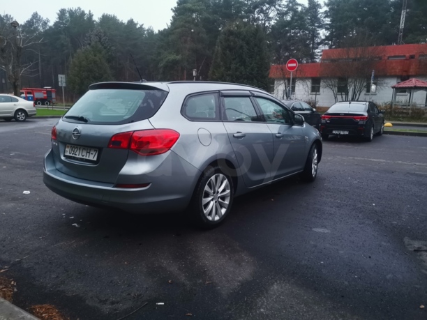 Opel Astra J, 2011 г.