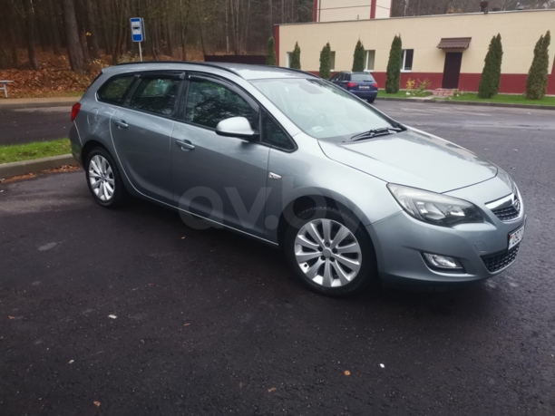 Opel Astra J, 2011 г.