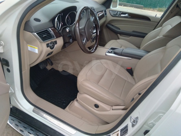 Mercedes-Benz M-Класс W166, 5 мест, 2012 г.