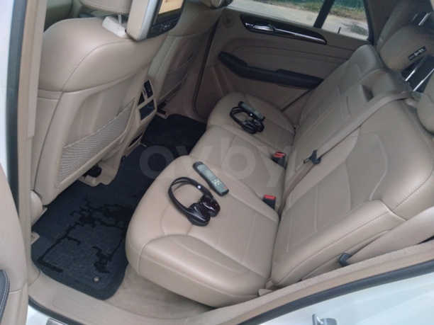 Mercedes-Benz M-Класс W166, 5 мест, 2012 г.