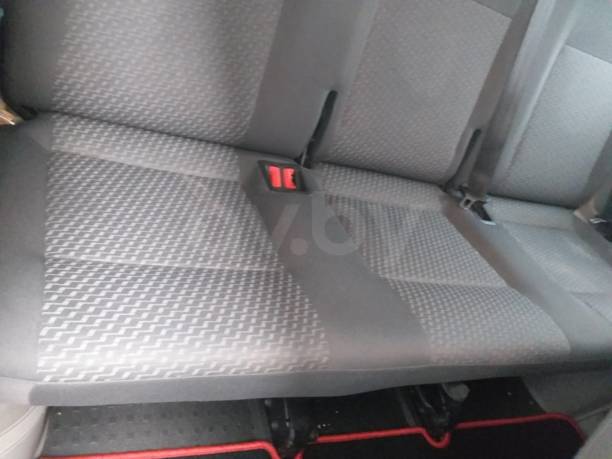Volkswagen Caravelle T5, 2011 г.