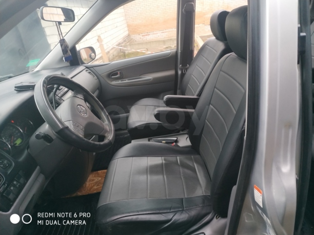 Mazda MPV II · Рестайлинг, 7 мест, 2006 г.