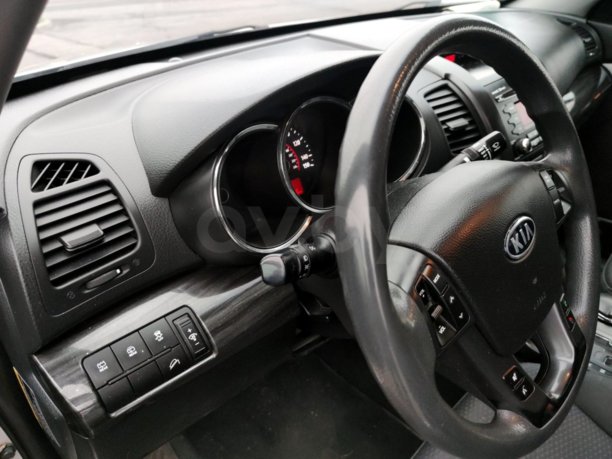 Kia Sorento II, 5 мест, 2011 г.