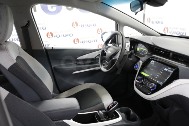Chevrolet Bolt, 2017 г.