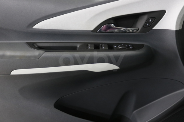 Chevrolet Bolt, 2017 г.