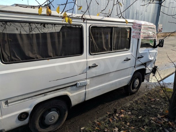 Mercedes-Benz MB100, 1995 г.