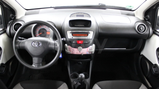 Toyota Aygo I (AB10) · 2-й рестайлинг, 2013 г.