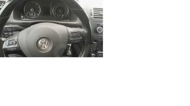 Volkswagen Touran II, 7 мест, 2011 г.