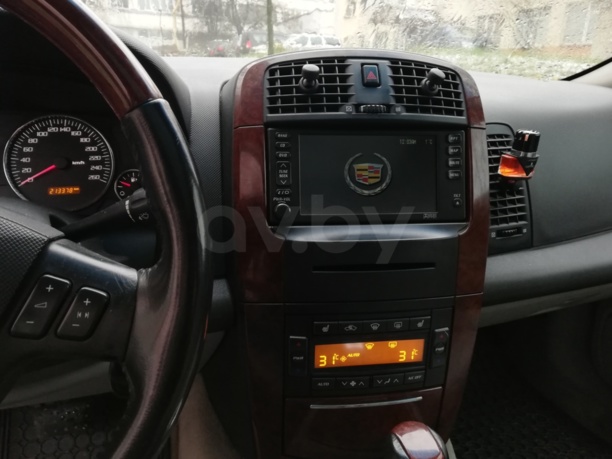 Cadillac SRX I, 2005 г.