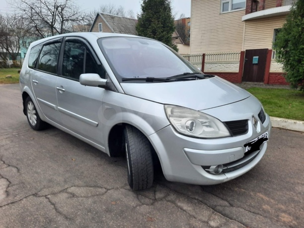Renault Grand Scenic II · Рестайлинг, 7 мест, 2007 г.