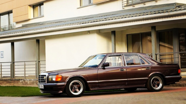 Mercedes-Benz S-Класс W126, C126, 1983 г.