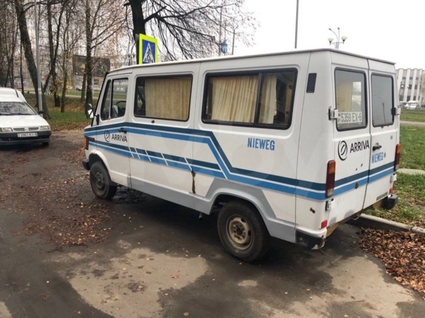 Mercedes-Benz T1 (207D-410D) 208, 1991 г.