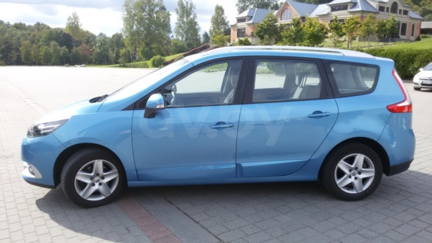 Renault Grand Scenic III · 2-й рестайлинг, 5 мест, 2015 г.