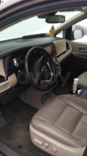 Toyota Sienna III (XL30), 7 мест, 2018 г.