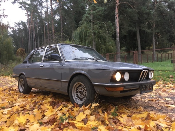 BMW 5 серия E12, 1981 г.