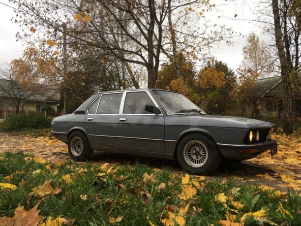 BMW 5 серия E12, 1981 г.